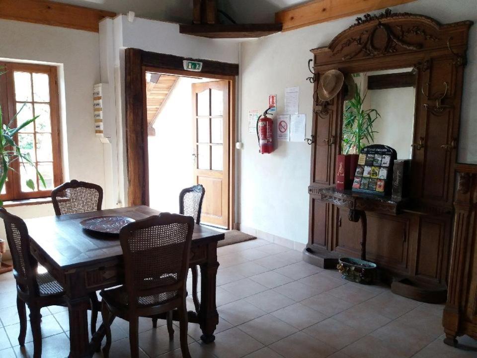 Sézanne Le Domaine Du Cellier Bed & Breakfast エクステリア 写真